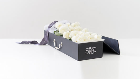Fresh White Rose Box