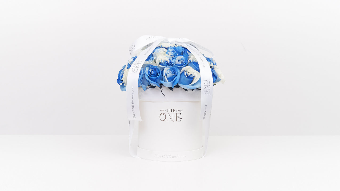 Fresh Rose Blue and White Rose Bucket