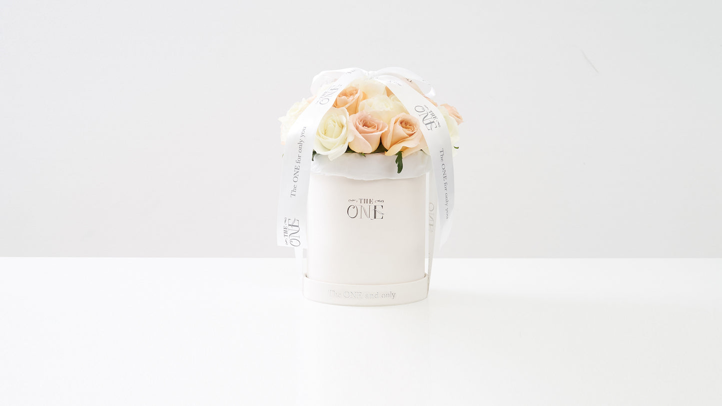 Fresh Milk Tea Rose Bucket