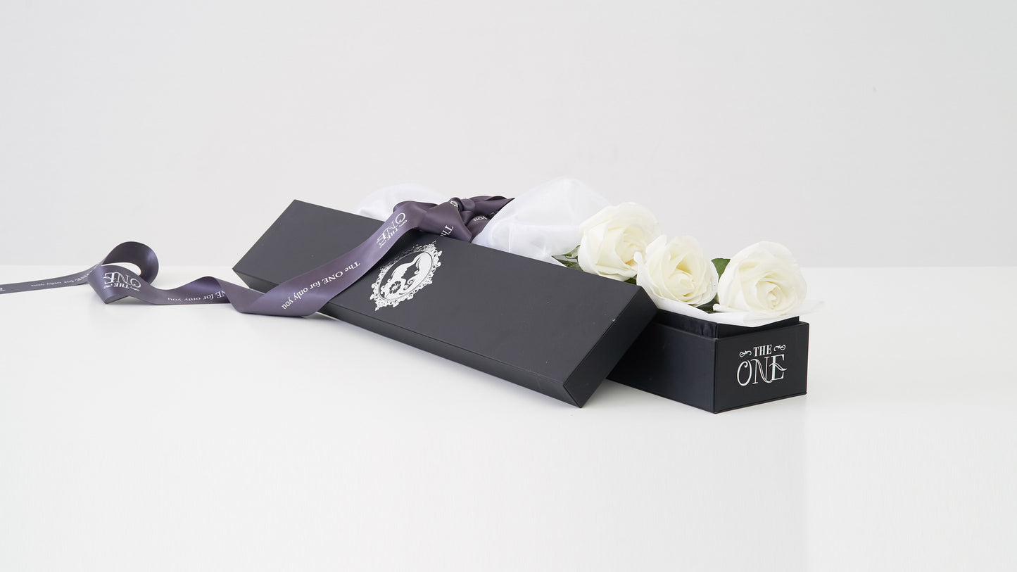 Fresh White Rose Box