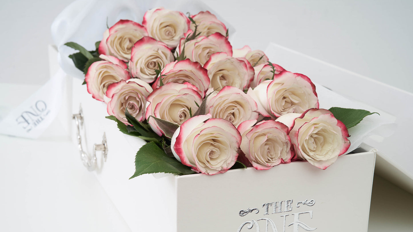 Fresh sweet heart Rose Box