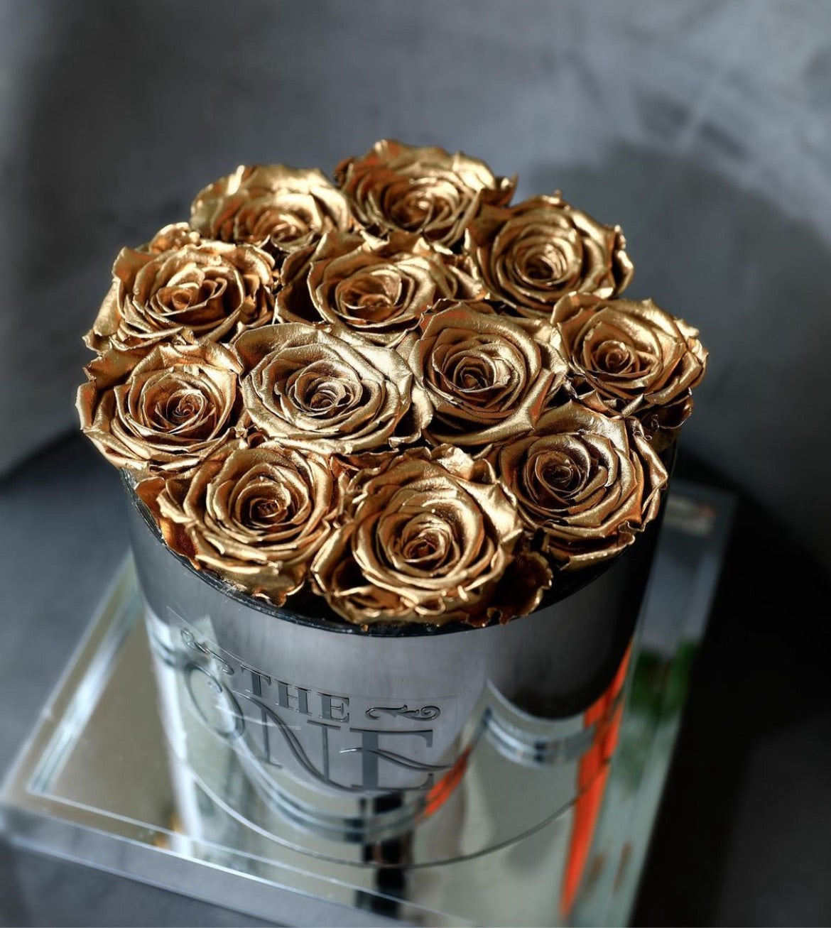 Preserved Rose Bucket – The One Rose